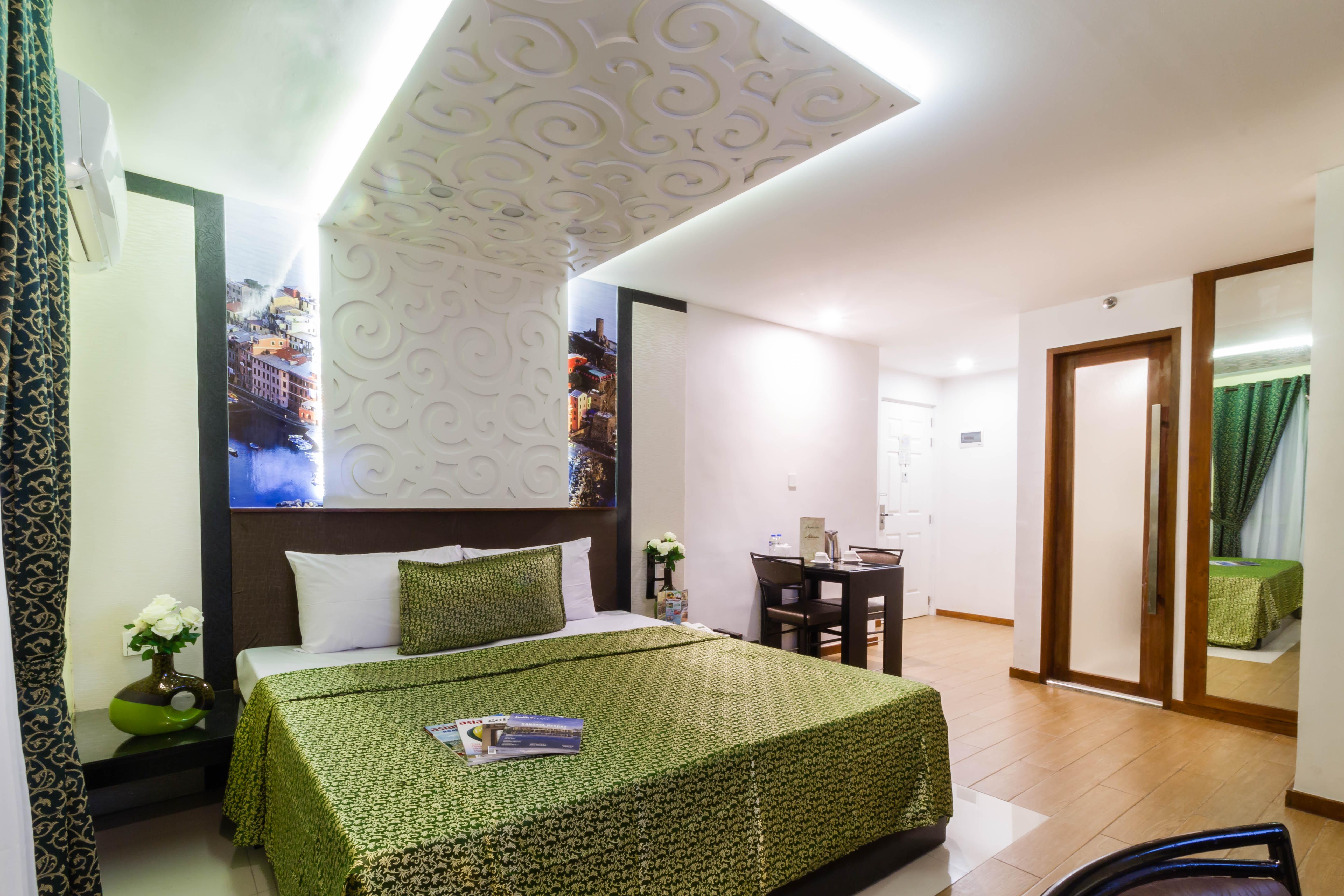 Eurotel Vivaldi Araneta Quezon City Εξωτερικό φωτογραφία