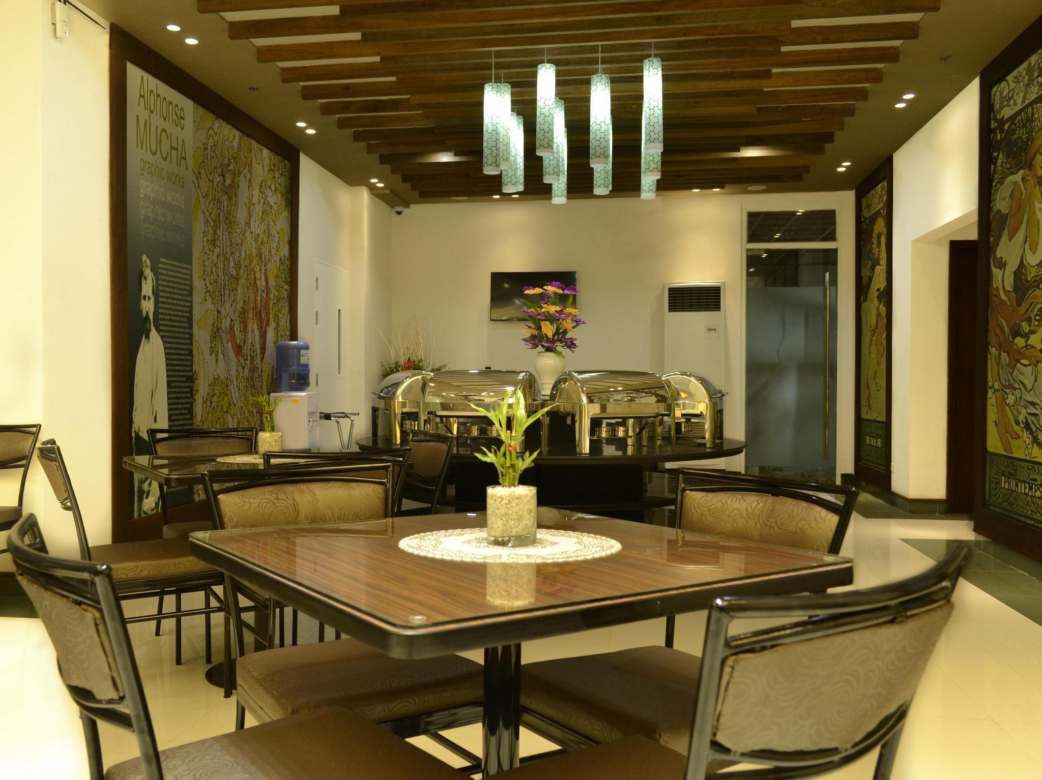 Eurotel Vivaldi Araneta Quezon City Εξωτερικό φωτογραφία